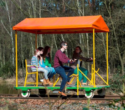 Gezinsfiets met regendak